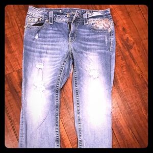 Miss me capris size 29. nwot. Never worn :)